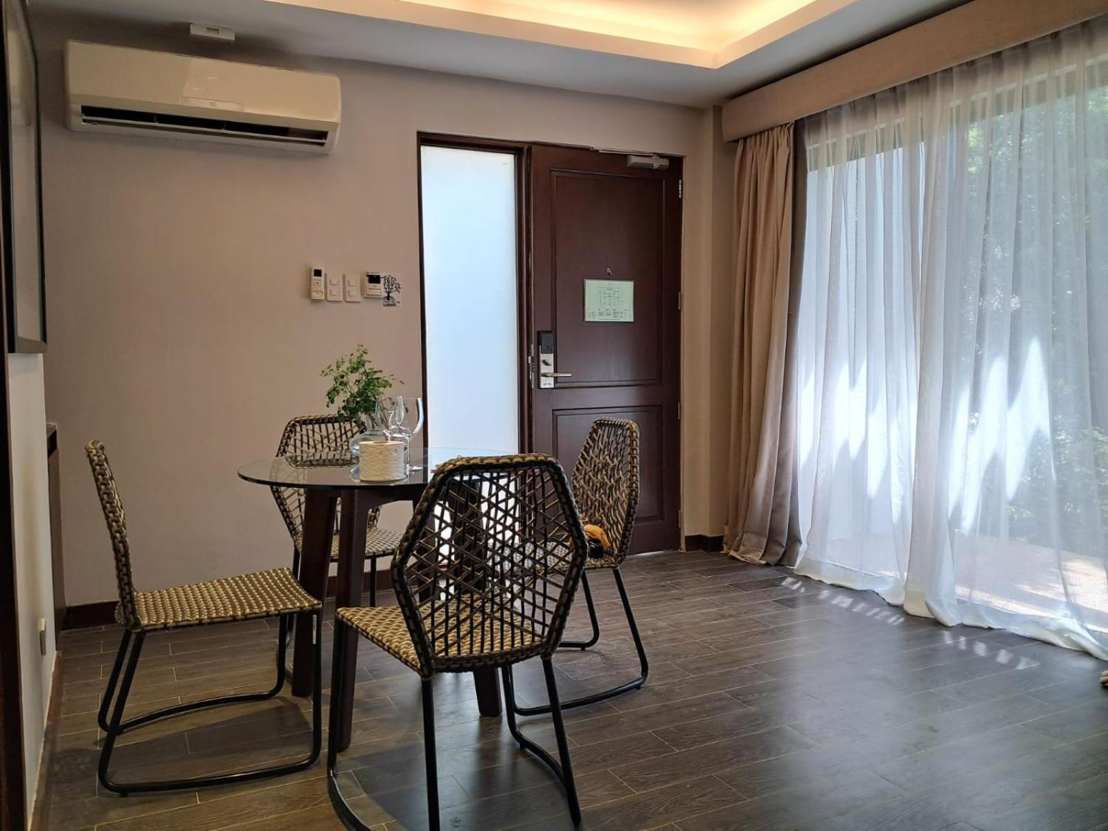 บาเกา เบย์ รีสอร์ต โกรอน Hotel ภายนอก รูปภาพ